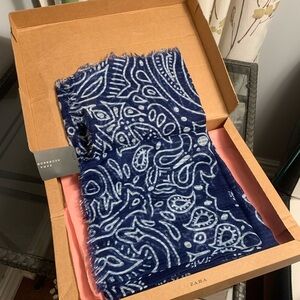 Zara Navy and White Paisley Scarf